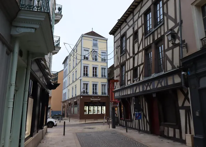 Le Pithou - Votre Pied A Terre Equipe En Ville